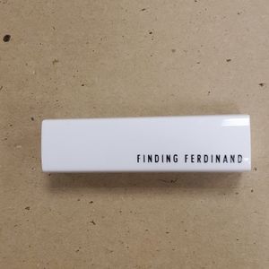 Finding Ferdinand lip stick in Nob Hill (NEW, opened for pictures)